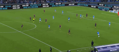 麦克托米奈谈进球：灯光太刺眼啥都没看见只有射门一个念头